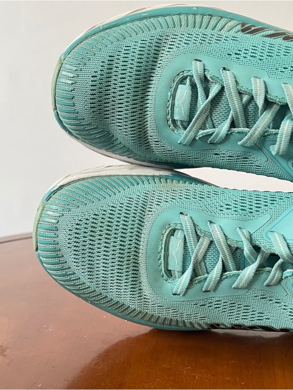 Hoka Women’s Bondi 7 Running Shoes | US 8 - Picture 5 of 8